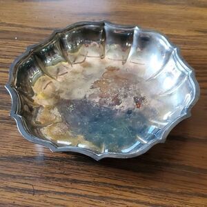 CHIPPENDALE INTERNATIONAL Silver Company bowl